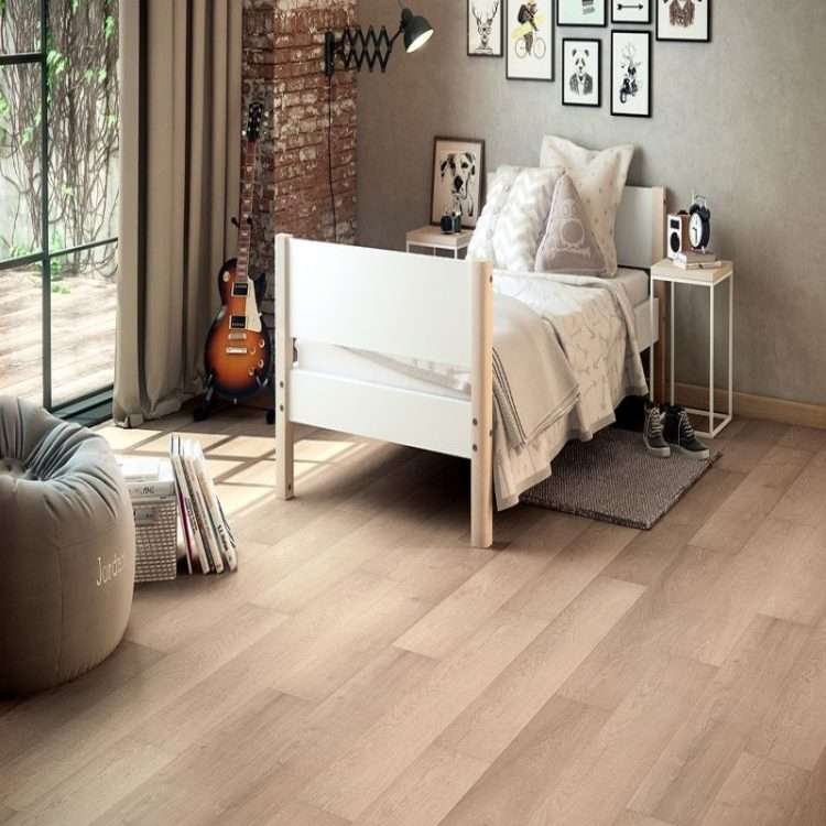 FINFLOOR ORIGINAL ROBLE SERRADO