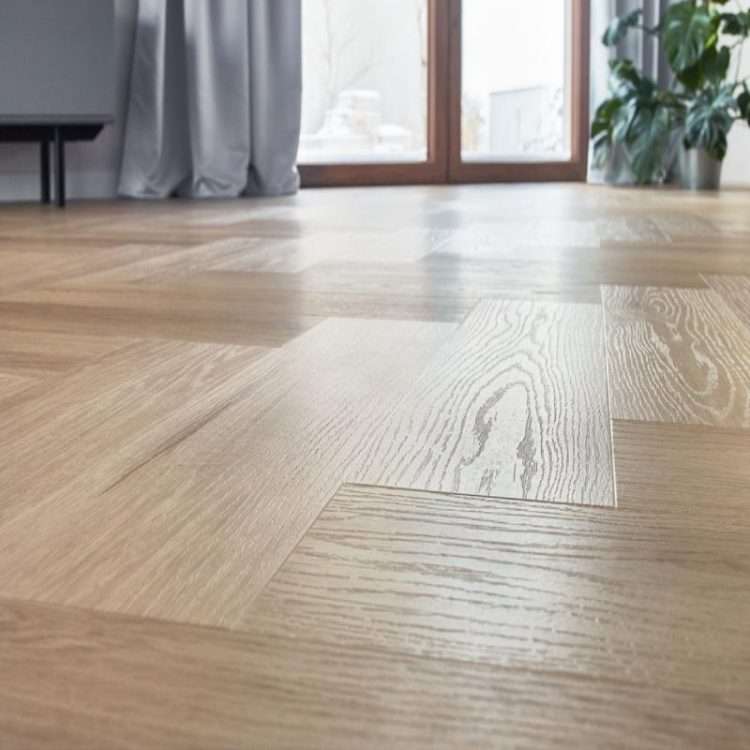 ARBITON HERRINGBONE ROBLE WEMBLEY
