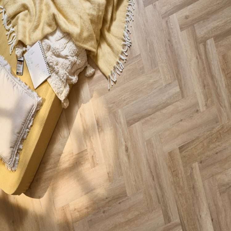 ARBITON HERRINGBONE ROBLE WINDSOR