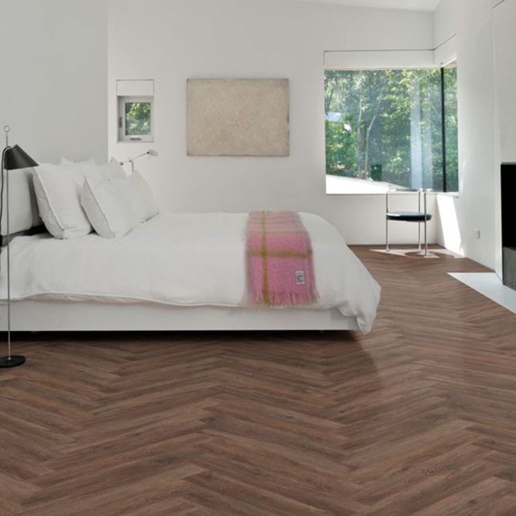 KAHRS VINYL SAXON HERRINGBONE 5mm LTCHW2109R120