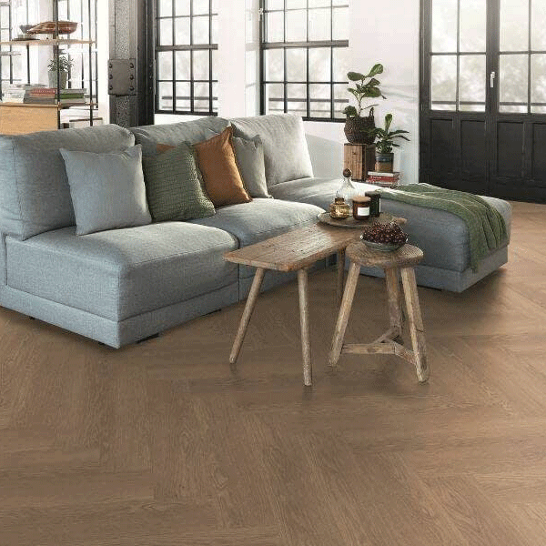 E EGGER ROBLE BARONIA MARRÓN HERRINGBONE EL2134